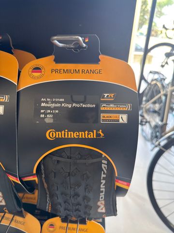 Použité Continental Mountain king 29x2.3 protection tubeless ready 2024 Tyres & Tubes