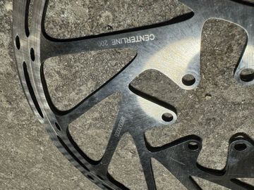 Used Sram 200mm 2024 bike — image 4 of 4