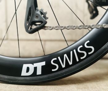 Used Dt Swiss ARC 1400 Dicut DB 50mm 2024 bike — image 1 of 4