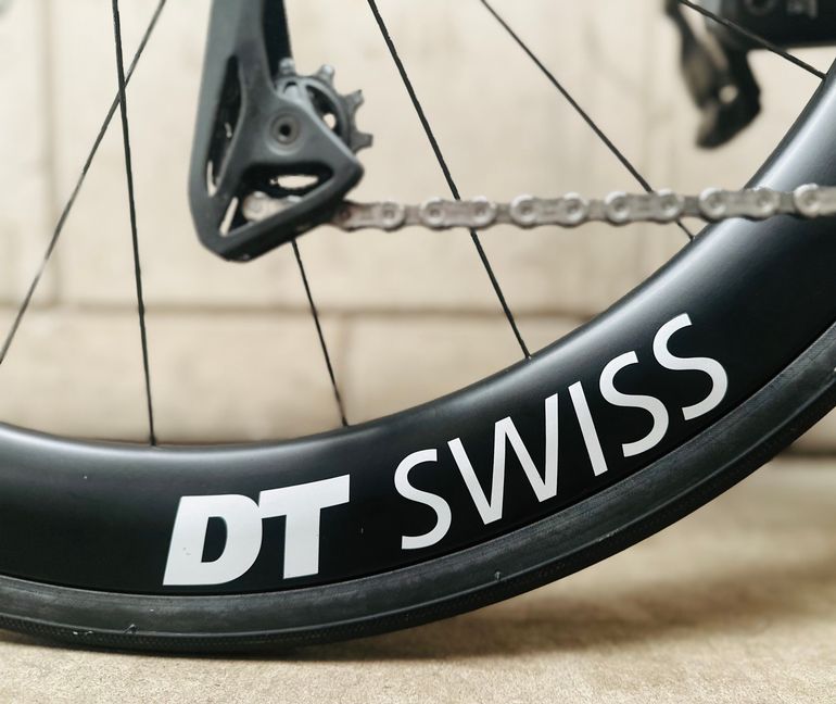 Used Dt Swiss ARC 1400 Dicut DB 50mm 2024 bike — image 1 of 4