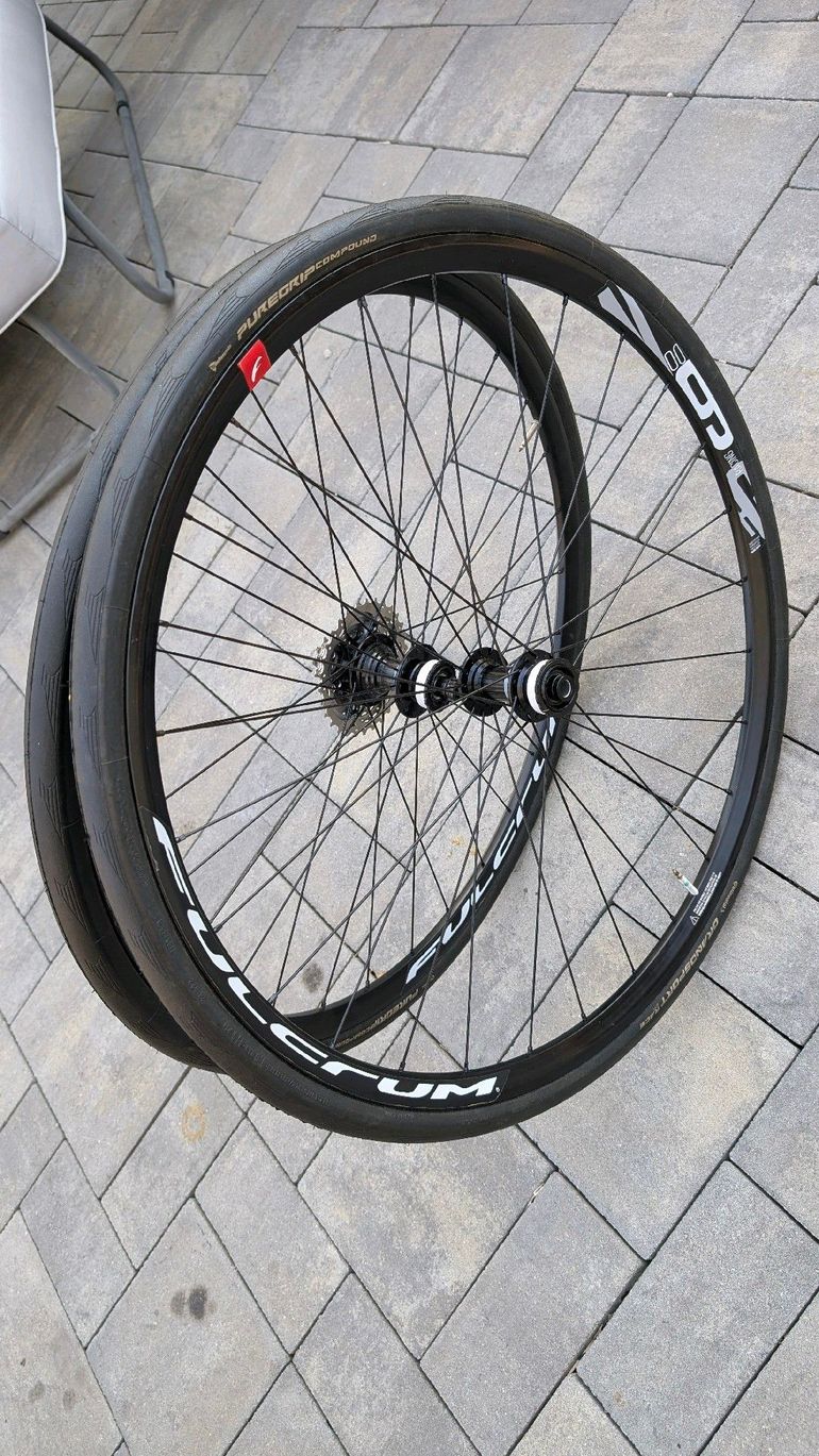 Used Fulcrum Racing 900 DB 2024 bike — image 6 of 8