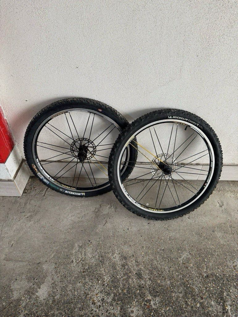 Used Vuelta VTS PLUS 26” disc 2015 bike — image 1 of 18