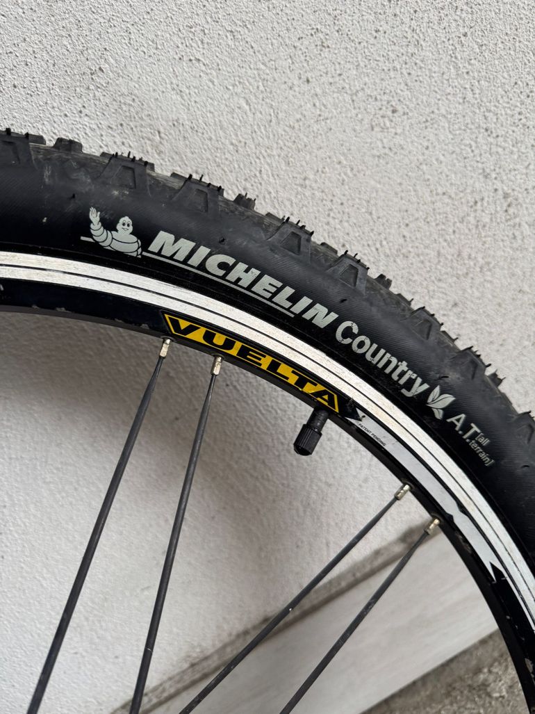 Used Vuelta VTS PLUS 26” disc 2015 bike — image 8 of 18