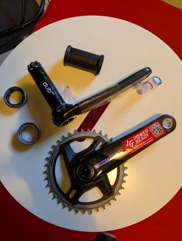 Used Sram Forcé 2025 Drivetrain & Pedals