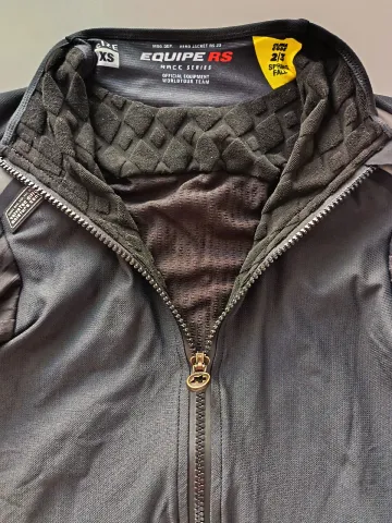 Used Assos Equipe RS Spring Fall Targa Jacket – € 120 | buycycle
