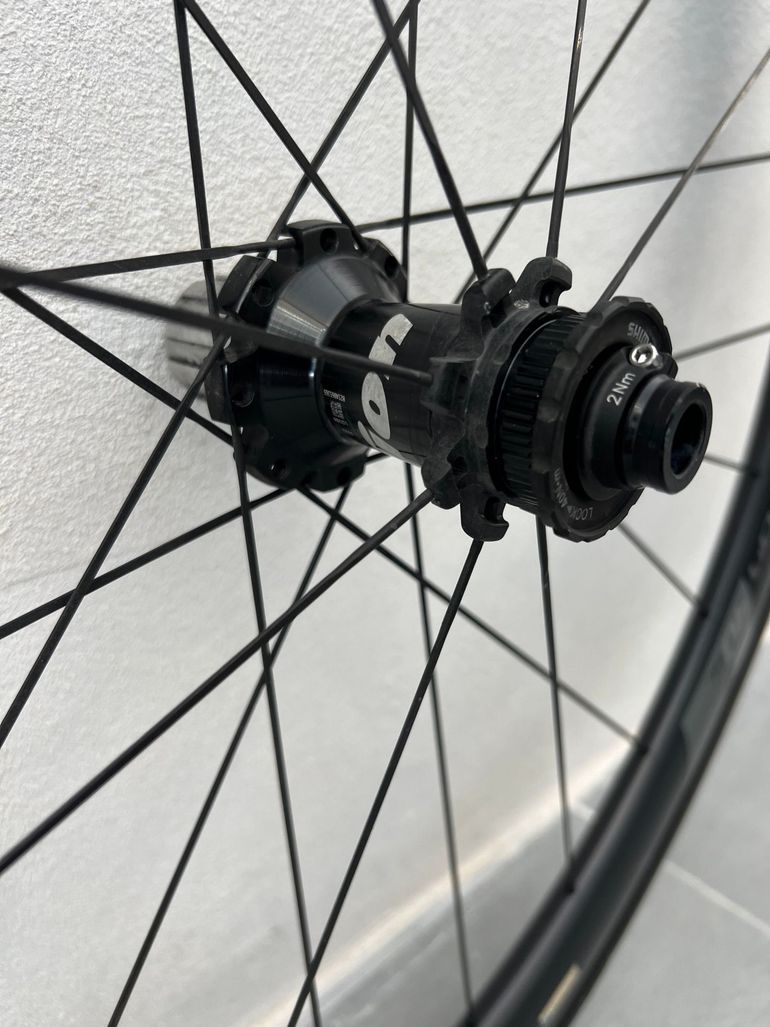 Vision Metron 40SL DB(訳あり) Vision Metron 40 Disc Wheelset - Tubeless - Components