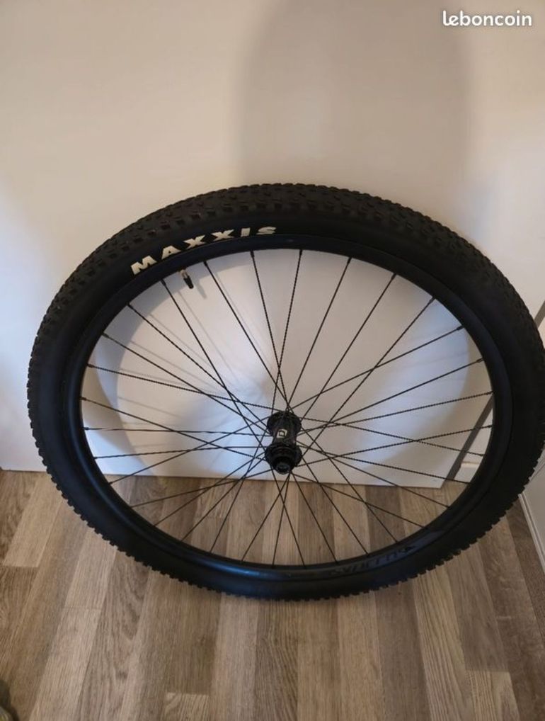 Used Syncros 32h 2022 bike — image 1 of 4