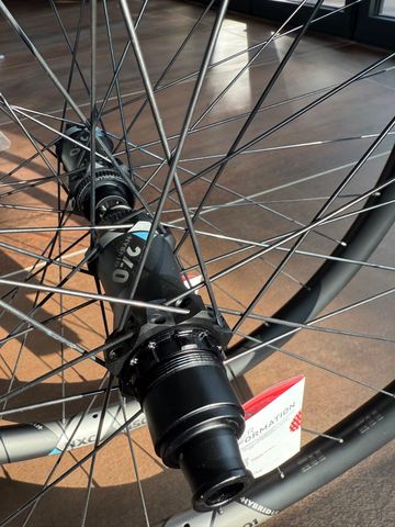 Brugt Dt Swiss HXC LS 1501 2024 bike — billede 2 af 7