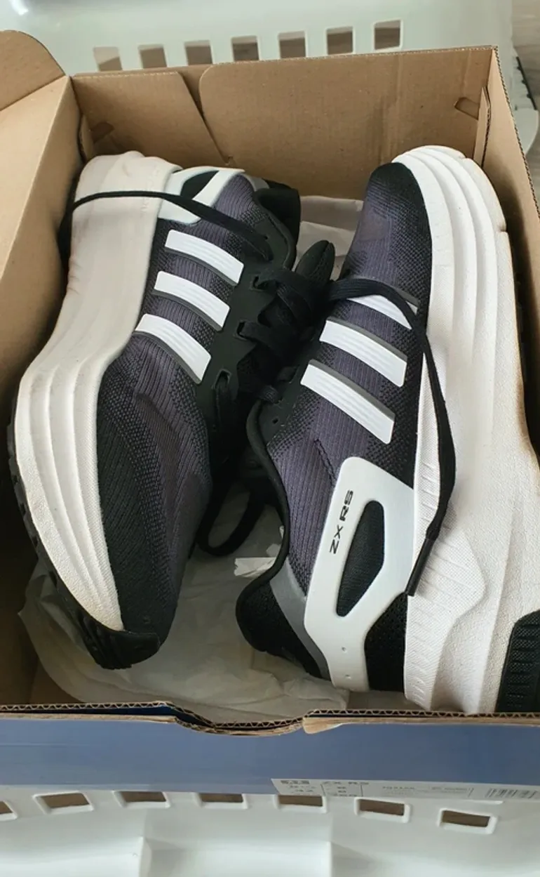 Used Adidas ZX RS – € 50 | buycycle