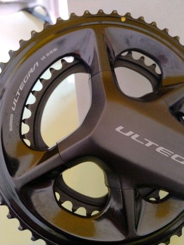 shimano ultegra FC-R8100 2024 Drivetrain & Pedals usato