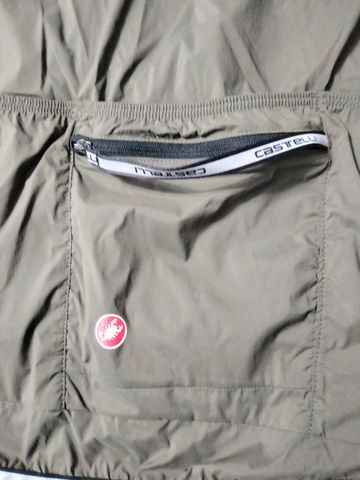 Used Castelli Fly Jack-sey GORETEX bike — image 3 of 9