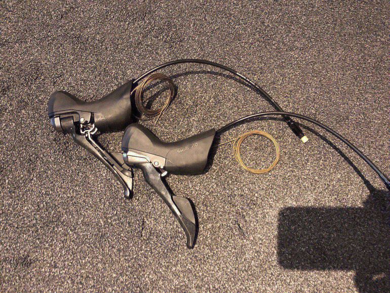 Used Shimano st-rs685 2019 bike — image 3 of 5