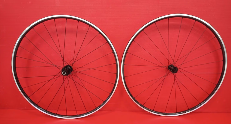 Used Sram Mkm alu/carbon light 1480 gr shimano  wheels bike — image 3 of 5