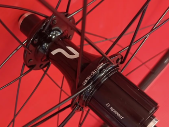 Used Sram Mkm alu/carbon light 1480 gr shimano  wheels bike — image 5 of 5