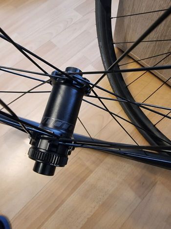 Used Syncros RP 2.0 road Wheelset 2022 bike — image 4 of 4