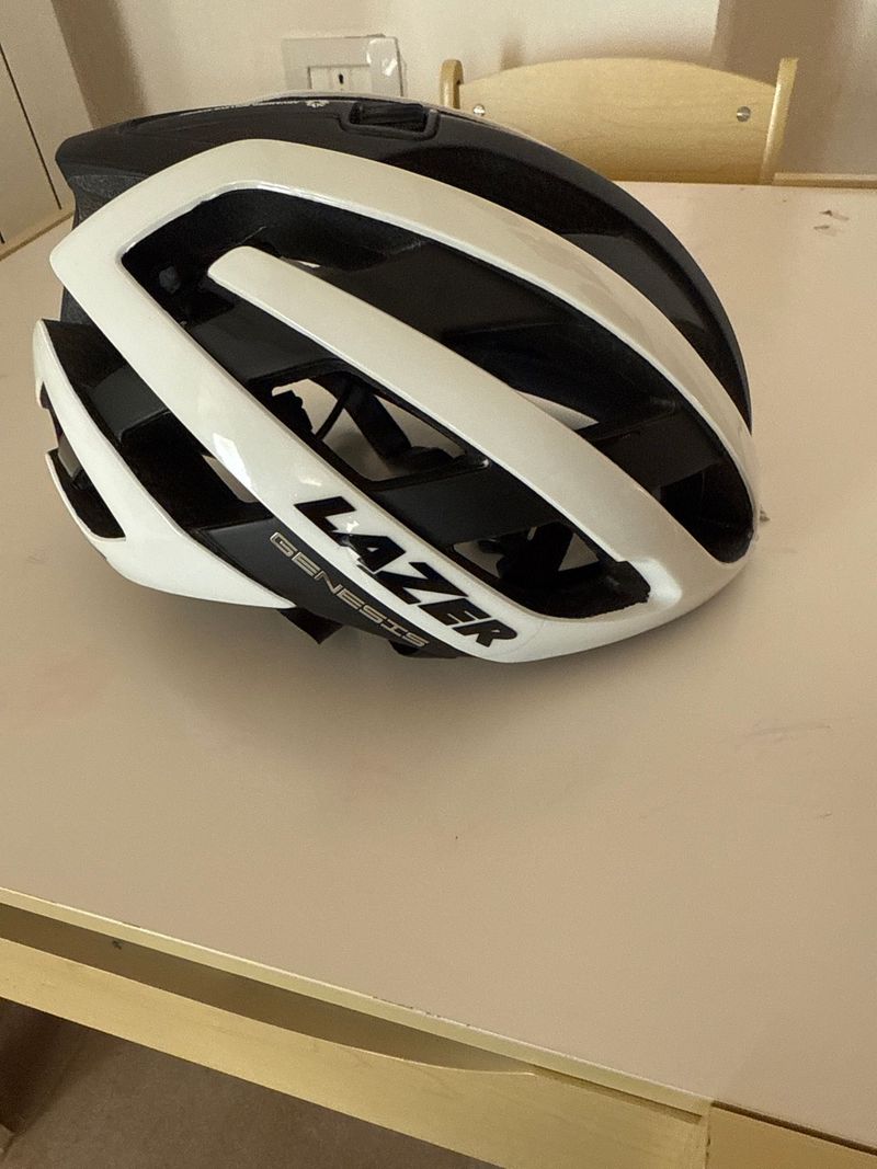 Used Lazer GENESIS SUPERLIGHT 2023 Cycling Accessories