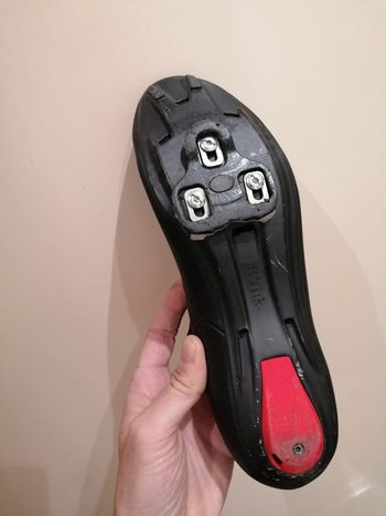 Used Fizik R1B bike — image 5 of 6