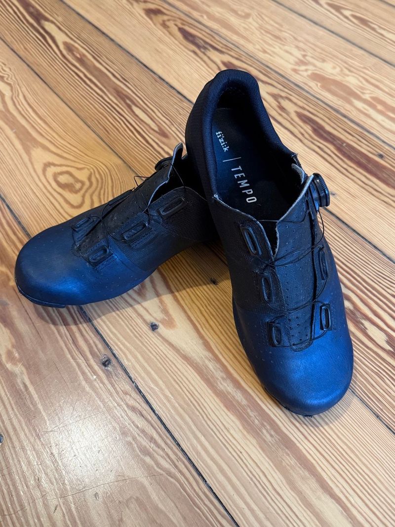 Used Fizik Tempo Overcurve R4 Wide Cycling Shoes