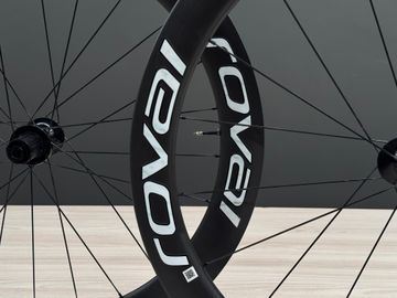 Used Roval RAPIDE CLX II 2024 bike — image 3 of 6
