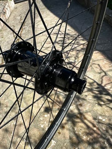 Brugt Crankbrothers Synthesis XCT 29 2021 bike — billede 4 af 6