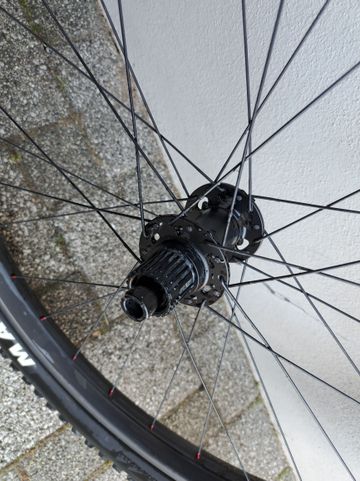 Used Moustache Just Carbon 2022 bike — image 3 of 3