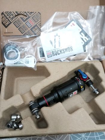 Used RockShox Monarch RL 2016 2023 bike — image 1 of 3