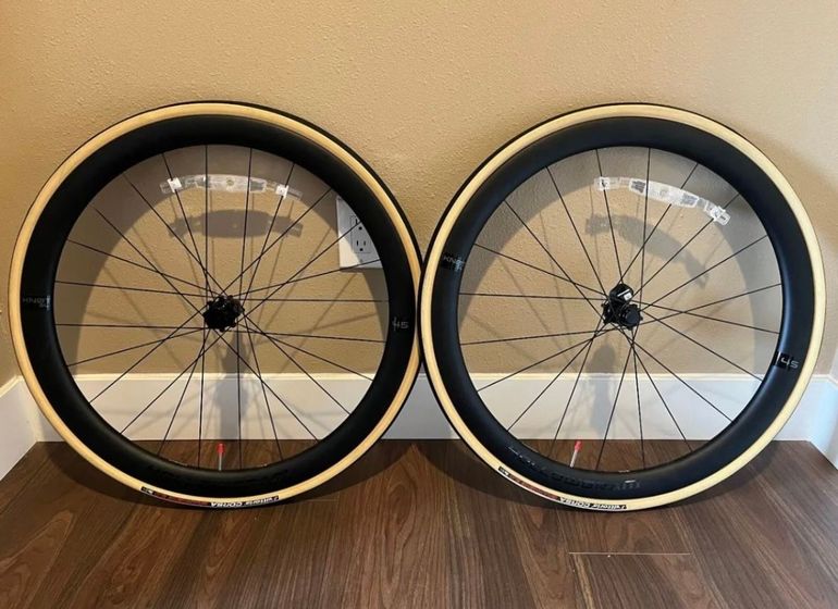 Used Cannondale Hollowgram KNOT 45 SL 2022 bike — image 1 of 7