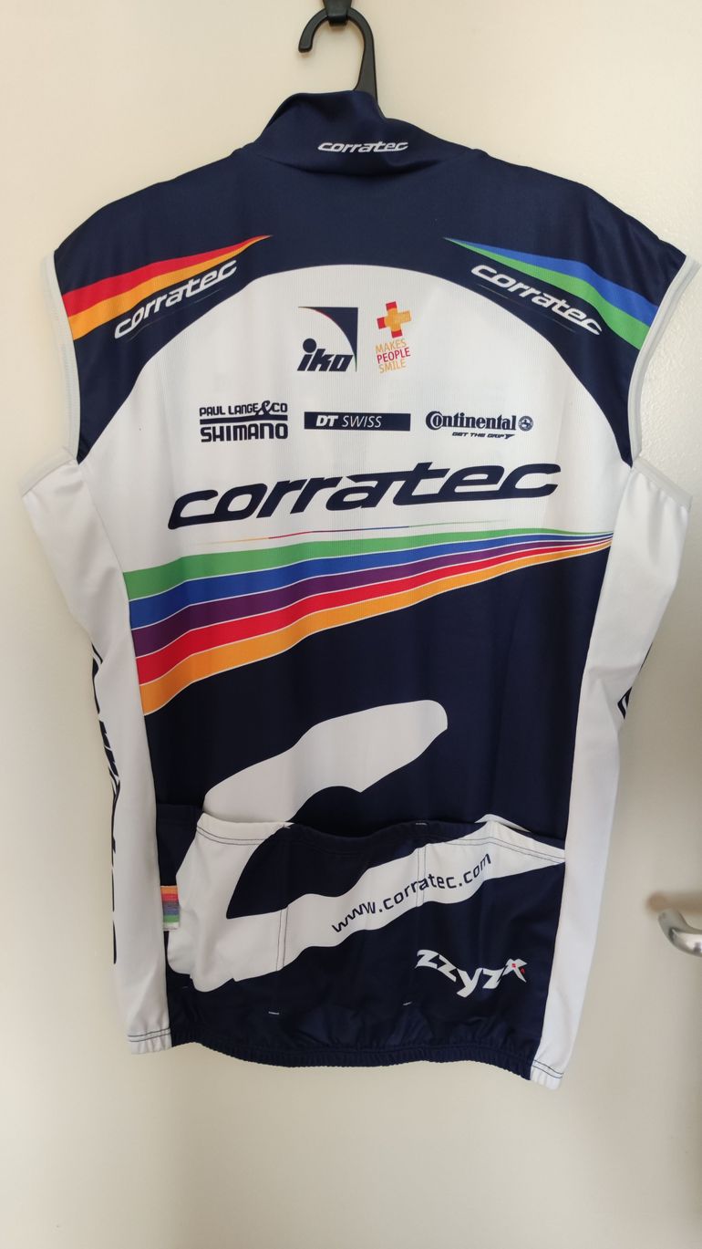 Corratec Verano sin mangas 2010 bike usato — immagine 1 di 2
