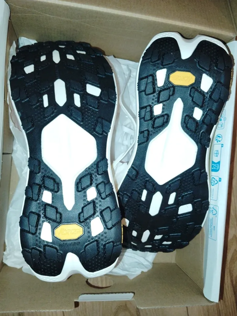 Used Hoka Tecton X4 – € 169 | buycycle