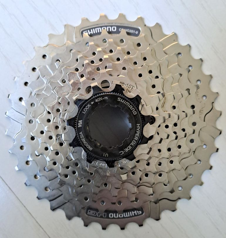 Used Shimano ALTUS / ALIVIO 2024 bike — image 9 of 12