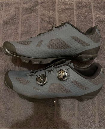 Used Giro Sector 2024 bike — image 3 of 6