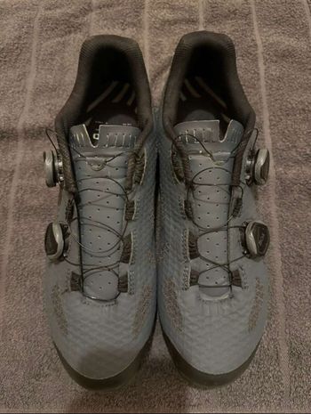 Used Giro Sector 2024 bike — image 1 of 6