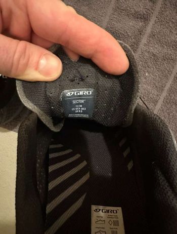 Used Giro Sector 2024 bike — image 6 of 6