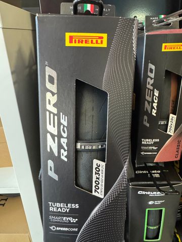 Použité Pirelli Copertura P Zero Race 700x30 Tubeless Ready 2024 Tyres & Tubes