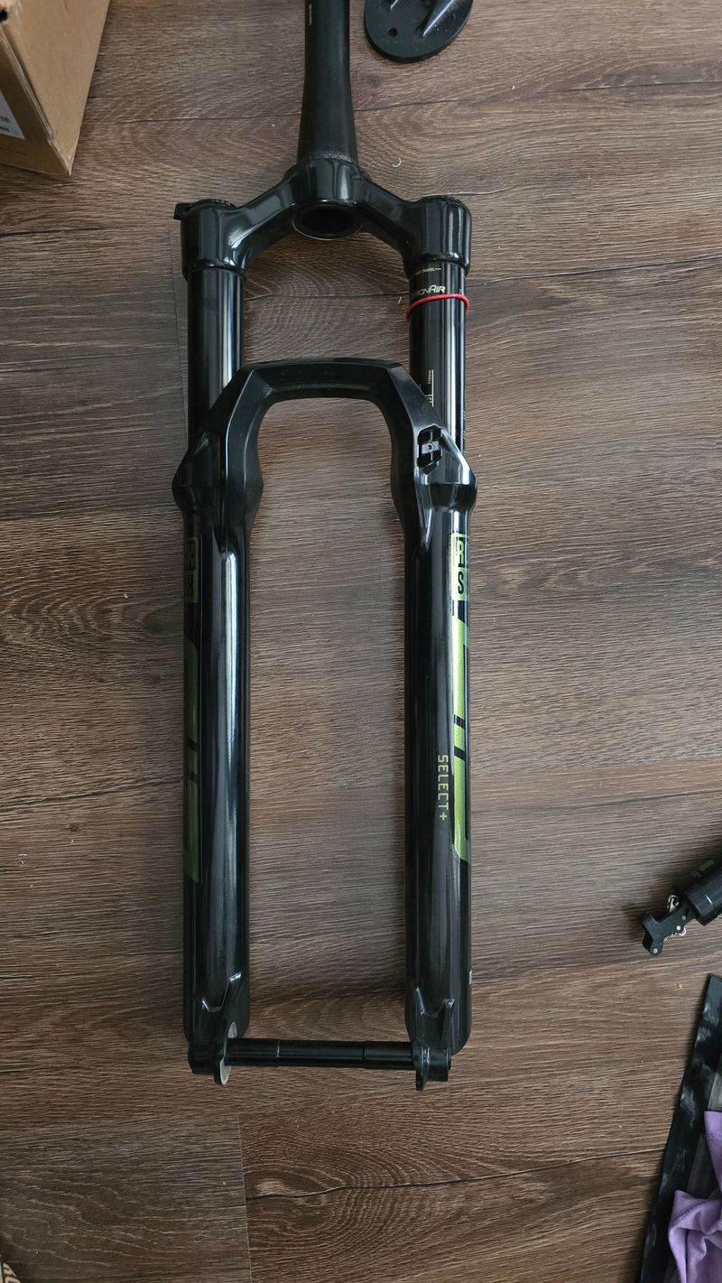 Used RockShox SID Select+, Charger 2 RL Damper, Debon Air, 15x110mm, 44mm offset, 120mm Travel 2023 Fork