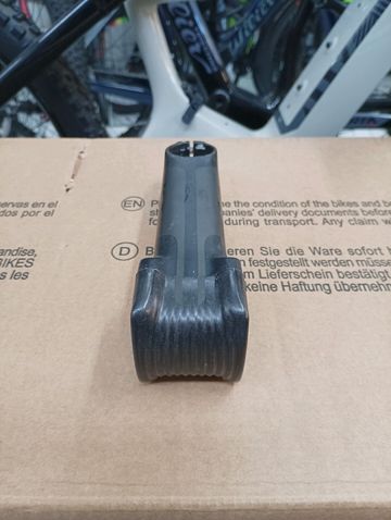Used Vision TRIMAX CARBONO 2023 bike — image 6 of 10