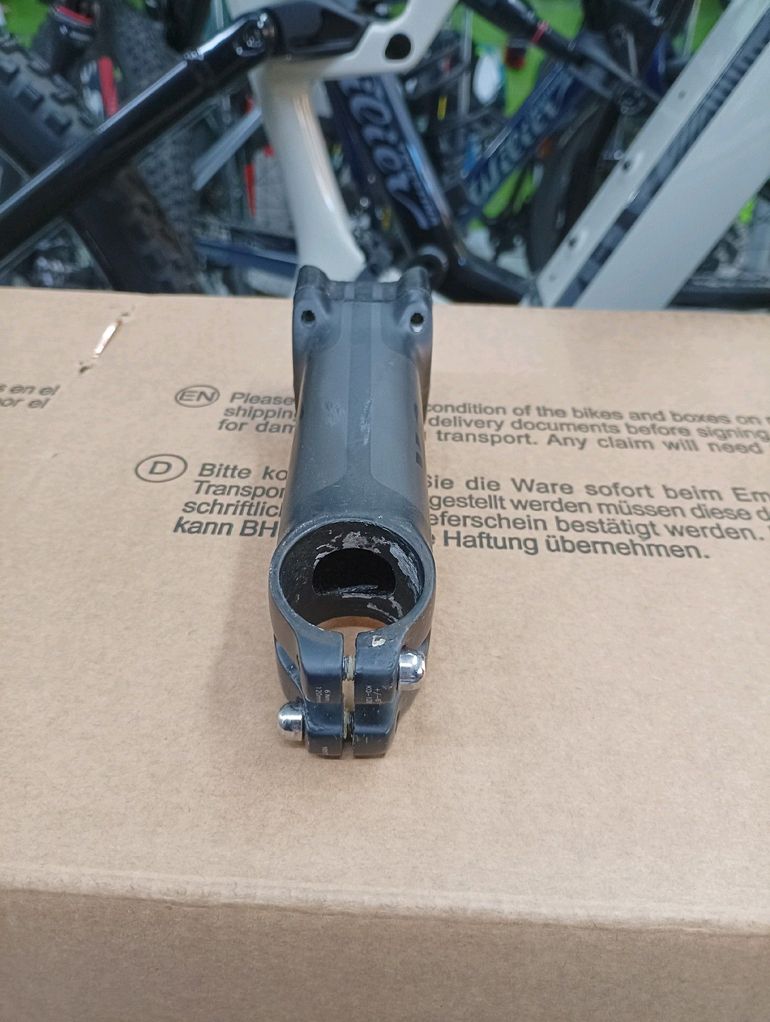 FSA Vision trimax carbon ステム 120mm 6° Review: Vision TriMax