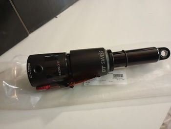 Used Dt Swiss r535 2023 bike — image 2 of 5