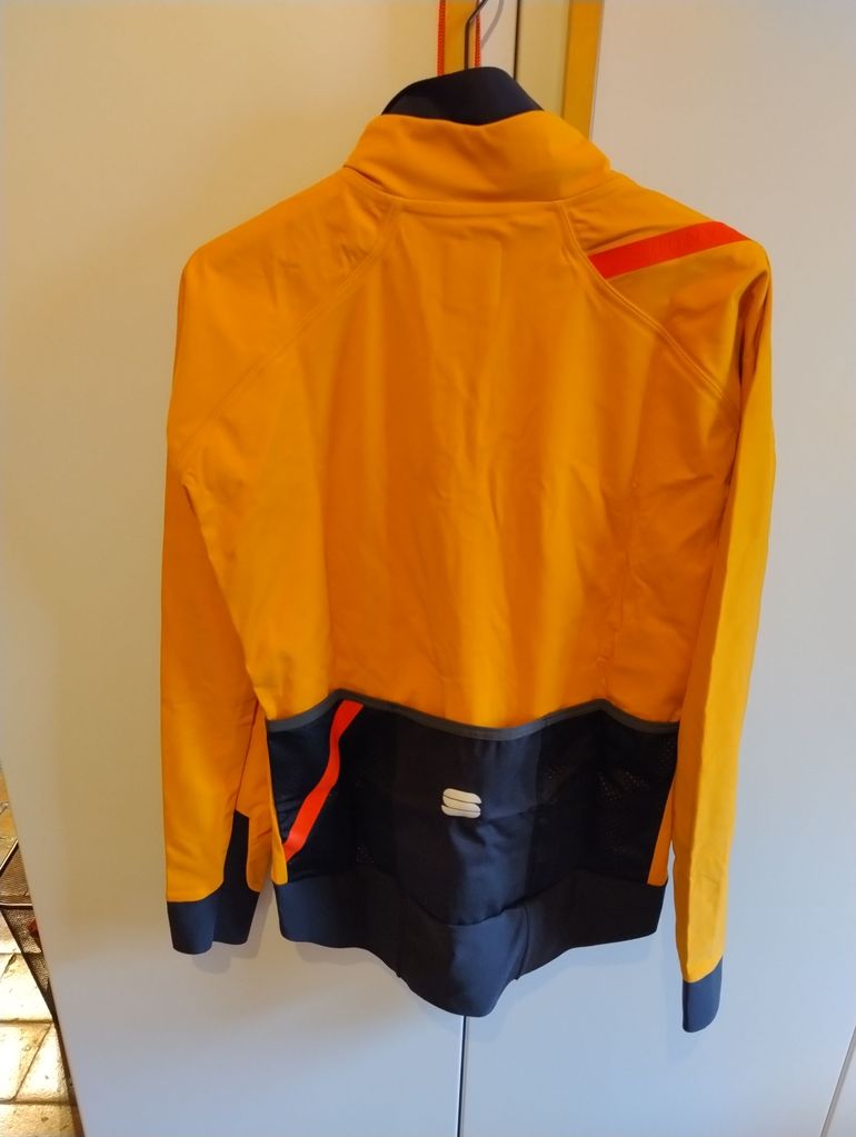 Used Sportful Fiandre pro 2024 bike — image 2 of 8