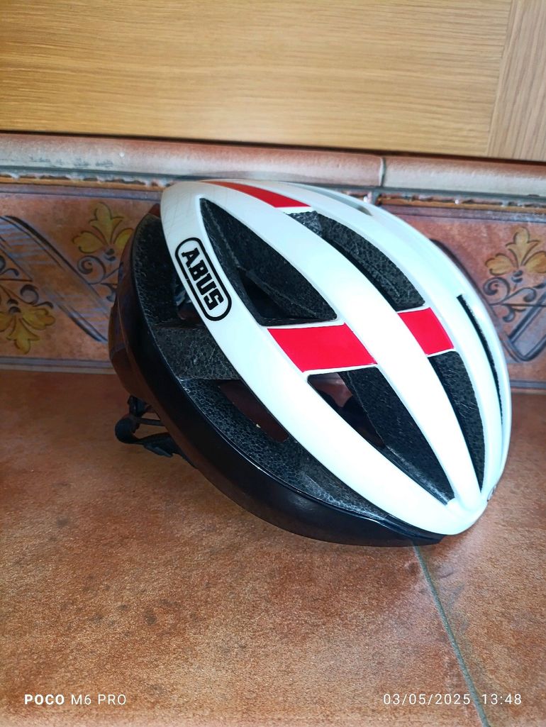 Używany Abus Viantor 2018 bike — zdjęcie 3 z 4