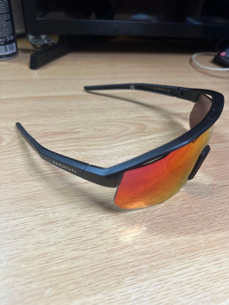 Used Van Rysel van rysel gafas ciclismo 2025 bike — image 2 of 3