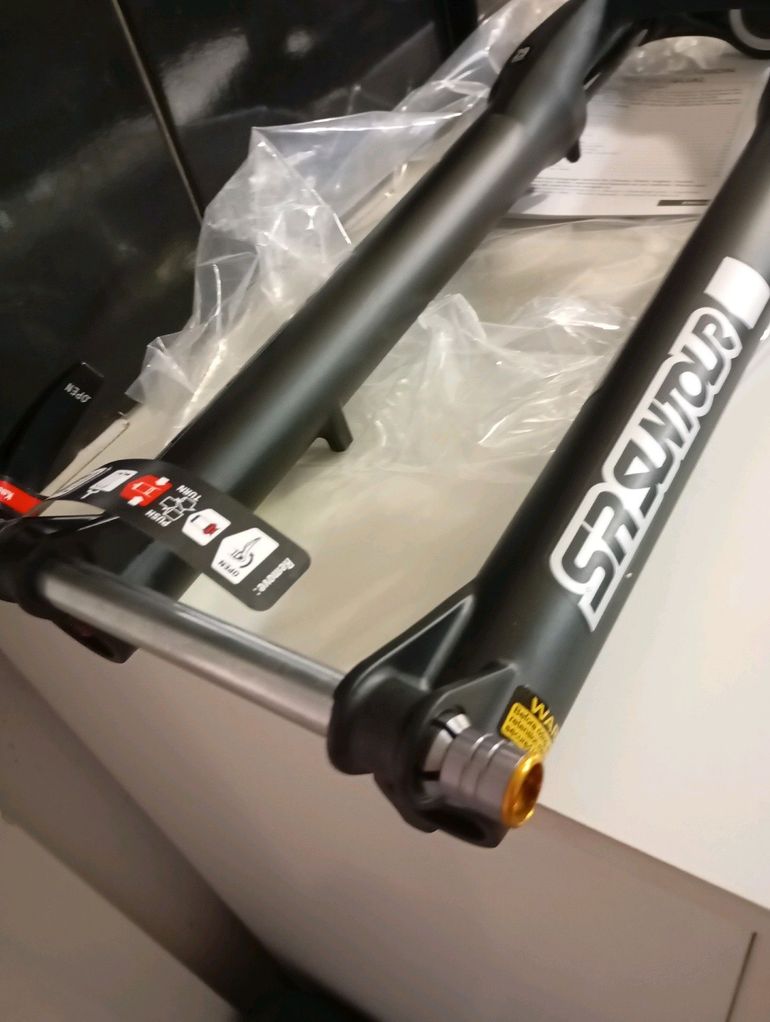 Brugt suntour raidon 32 2023 bike — billede 6 af 12