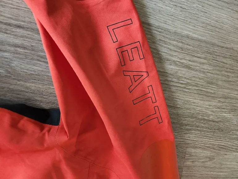 Leatt Protection Used LEATT MTB 5.0 Jacket – € 120 | buycycle