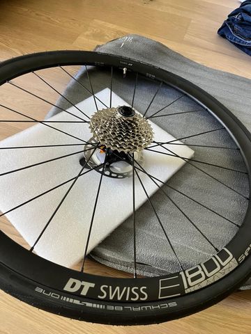 Tweedehands Dt Swiss spline e1800 bike — afbeelding 2 van 6