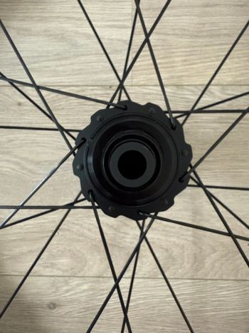 Brugt Zipp 858NSW 2017 bike — billede 6 af 7