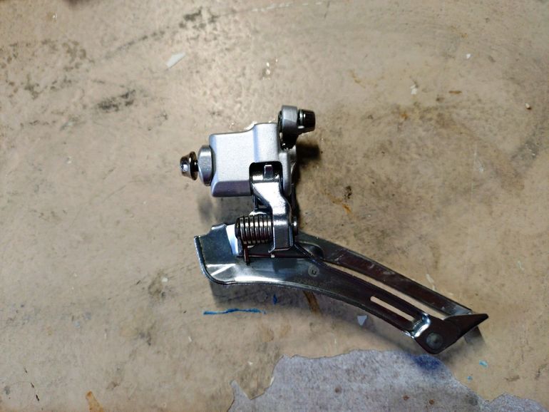 Used Shimano sora 2015 bike — image 4 of 6