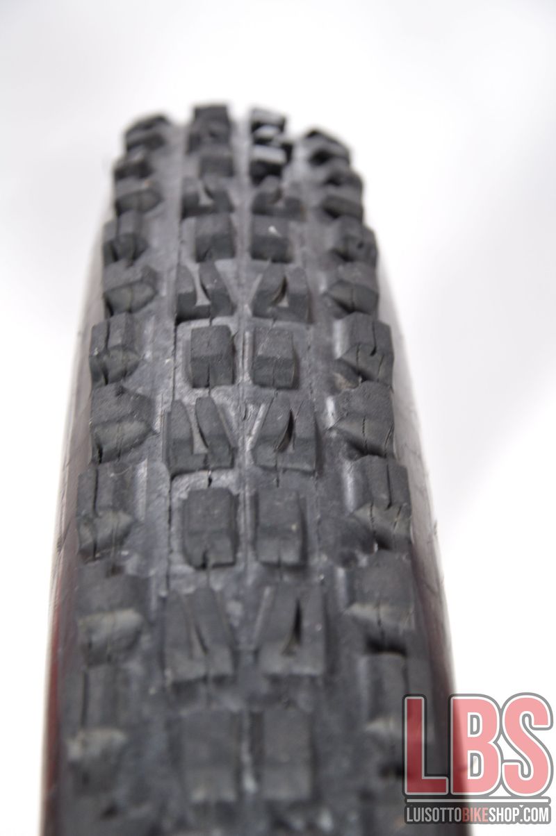 Used Maxxis Copertone mtb enduro MINION DHF 27, 5X2, 50 65 PSI 3C MAXX GRIP DH CASING 2020 Tyres & Tubes