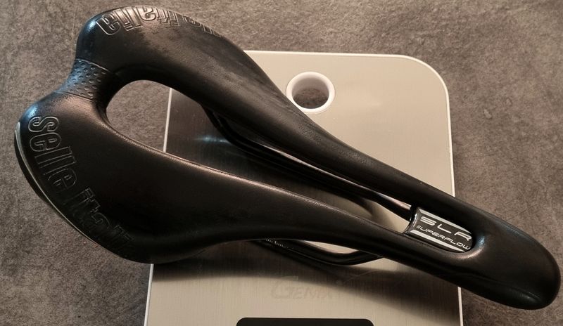 Used Selle Italia SLR 2020 Saddles & Seatposts
