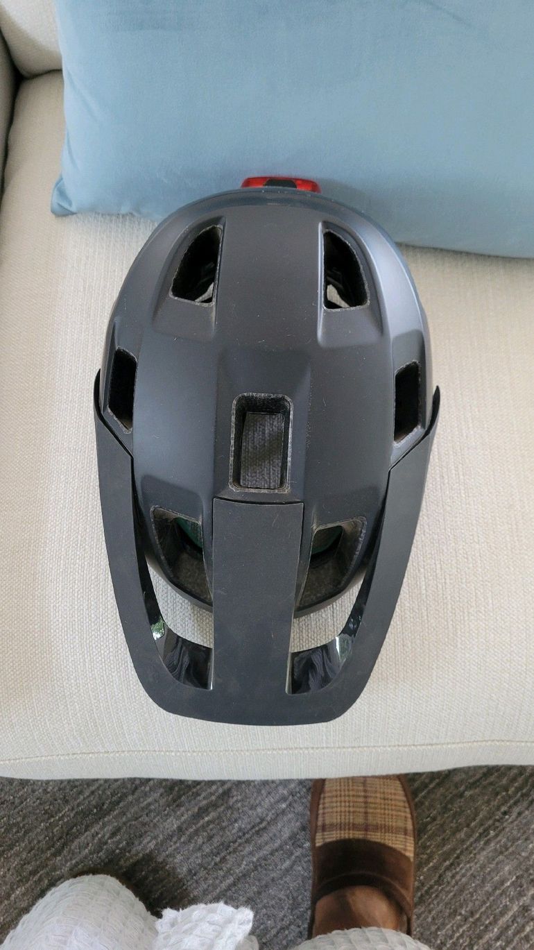Used Lazer Lupo Kineticore 2023 bike — image 2 of 3