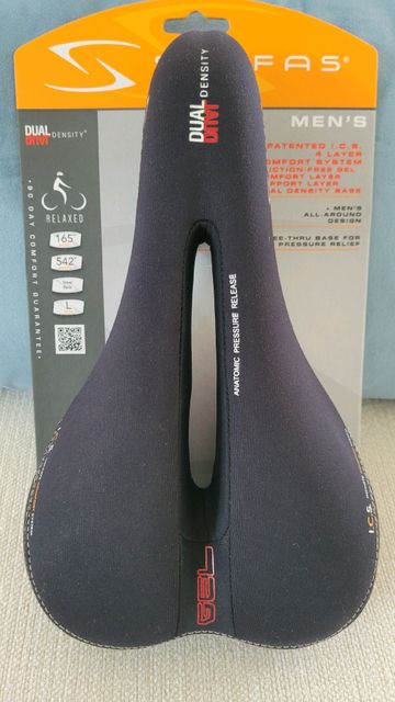 Used serfas Dual density saddle with cutout and gel pad. 2023 Saddles & Seatposts